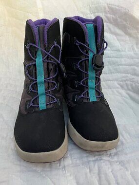 Merrell Snow Bank Winter Boots